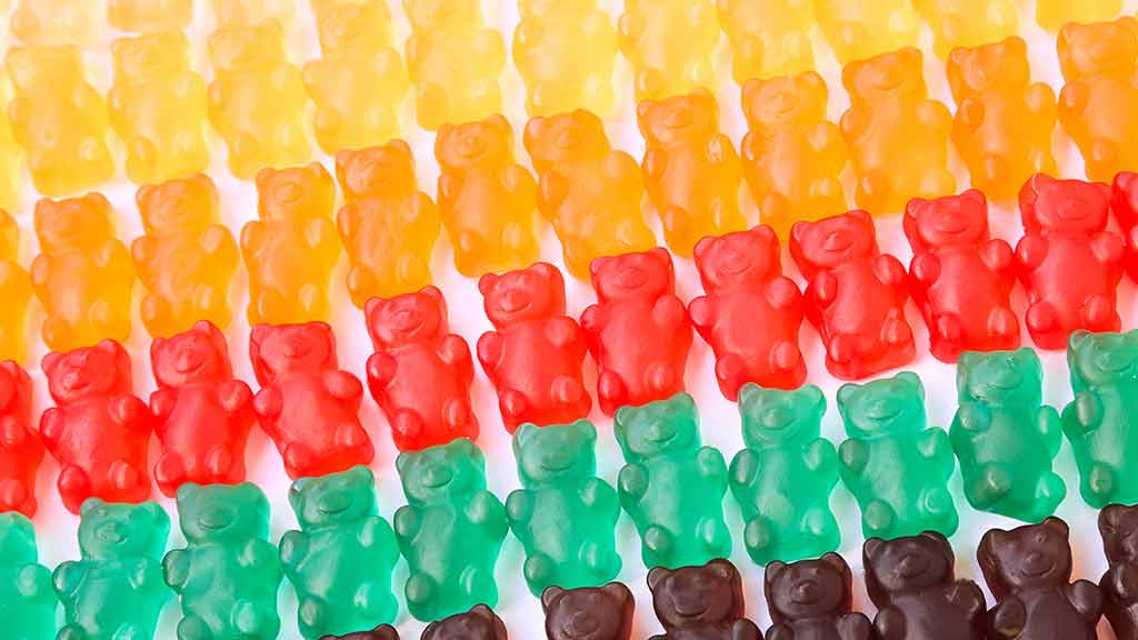 rows_of_vitamin_gummies