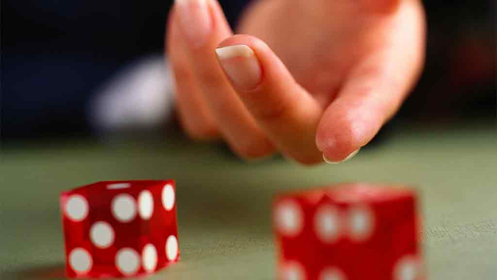 throwing dice