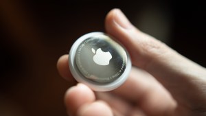 bluetooth tracker apple air tag