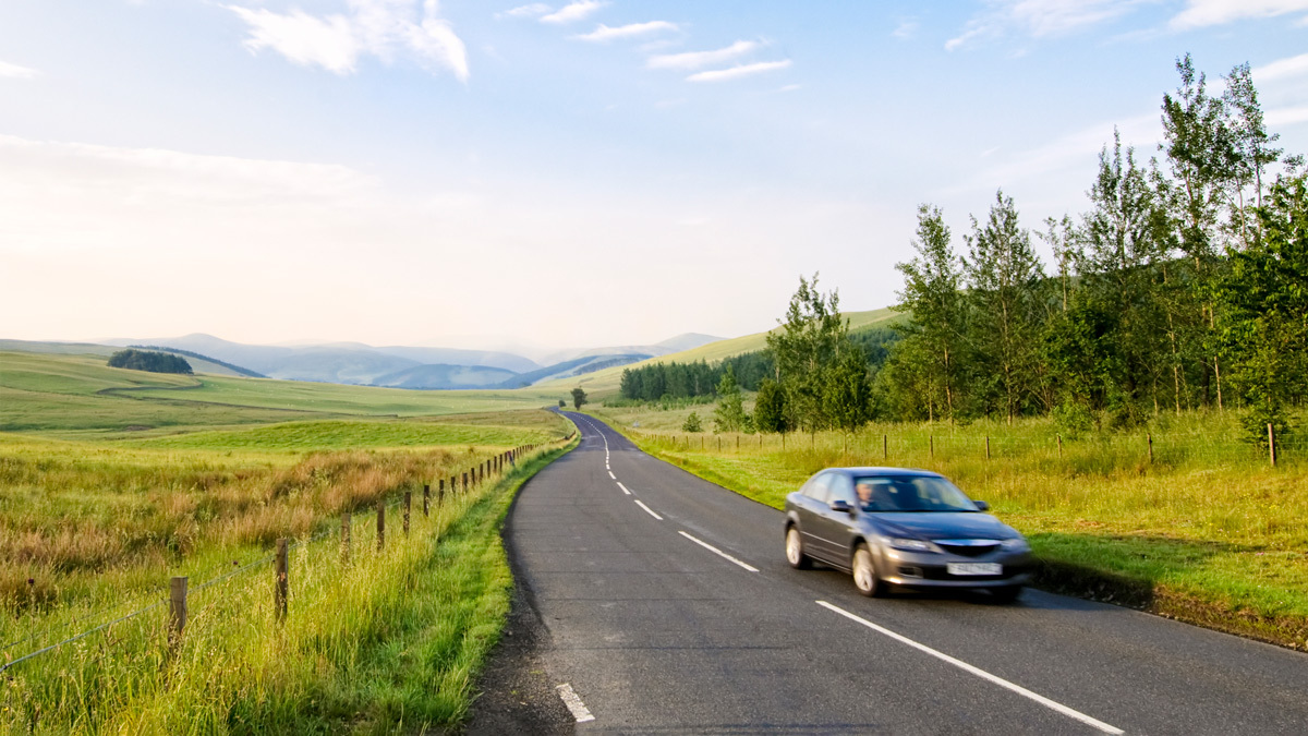 driving_in_countryside_in_europe