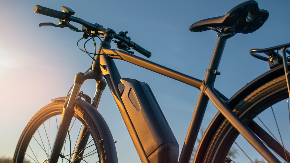 electric_bike_on_hill