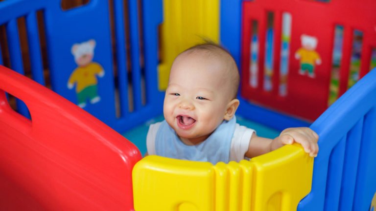 baby in playpen failed safety test