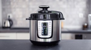 multicooker on kitchen bench