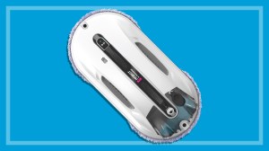 _hobot_r3_window_cleaning_robot_on_blue_background